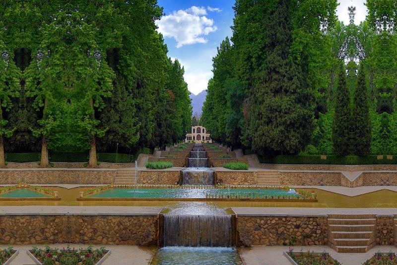 Jardim Shazdeh: Oásis de Beleza no Deserto de Lut do Irã