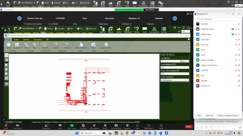  Um dos momentos do curso, onde projetos foram exemplificados