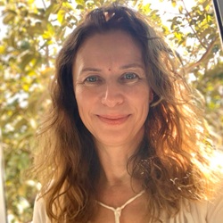 Como Transformar Espaços Comuns em Lugares de Pertencimento, com a paisagista Ana Vivian Vianna